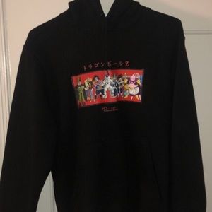 I don’t fit into this hoodie